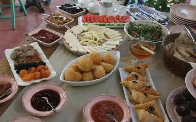 Ayana Guesthouse