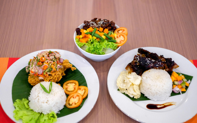 De La Charis Hotel by Waringin Hospitality