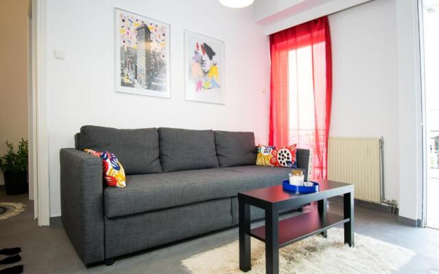 Destination Acropolis apt4