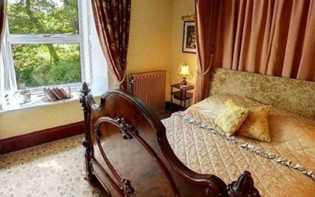 Wind In The Willows - Hotel