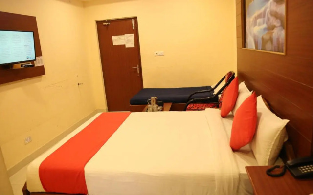 OYO 23687 Kumaran Millennium Residency