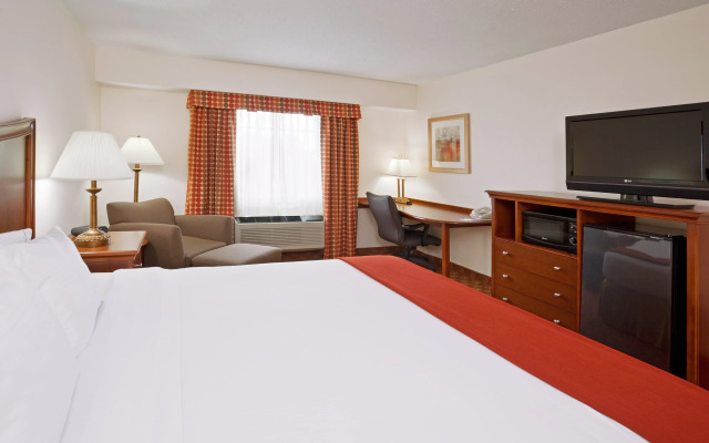 Holiday Inn Express Murrysville - Delmont by IHG