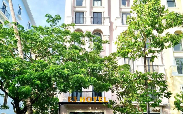 E3 Hotel Group