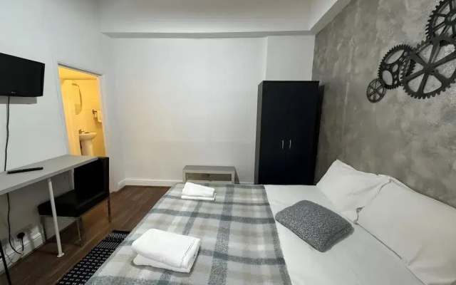 Remarkable Studio Apartment in London