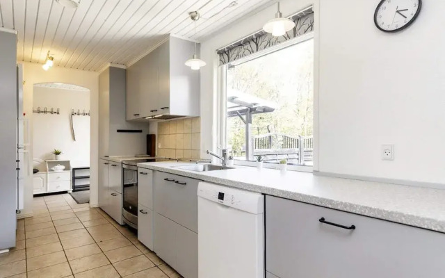 6 Person Holiday Home in Hadsund