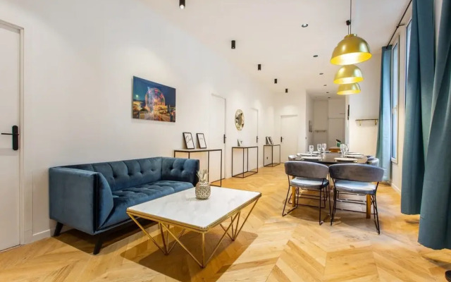 Luxury on the Champs-elysees: Prestigious, 10P 5BR