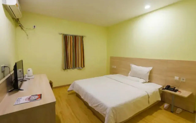 7 Days Inn (Suzhou Amusement Land Xinqu Commercial Street)