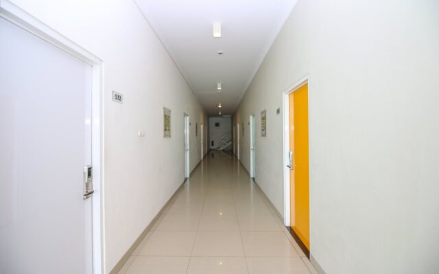 Golden Snail Guest House