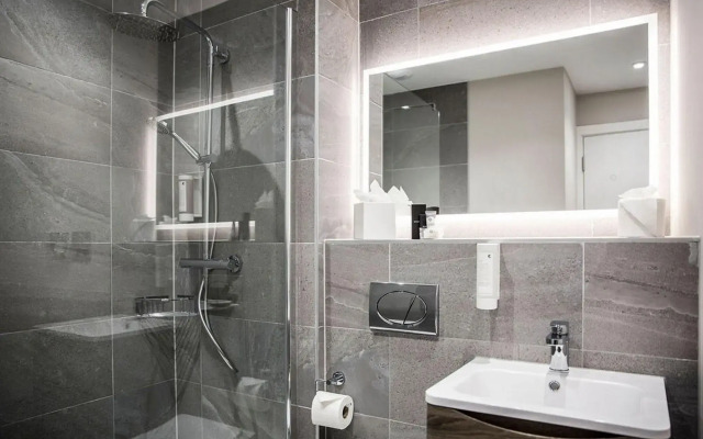 Metro Hotel & Apartments Dublin Airport