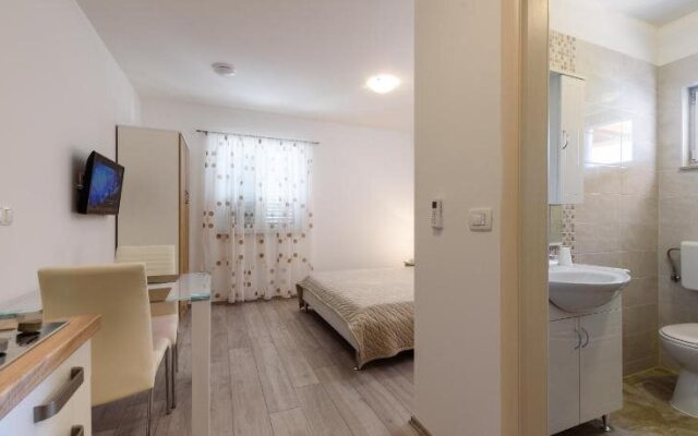 Apartments Robi