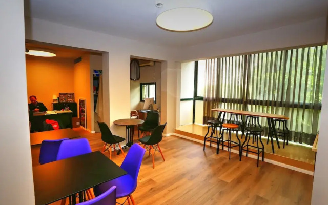 Gordon Inn & Suites
