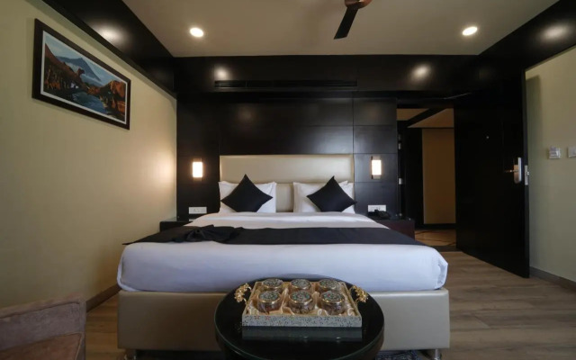 Hotel Vivan Pinnacle