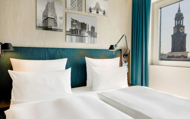 Motel One Hamburg am Michel
