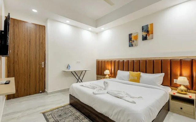 Lime Tree Luxury 2BHK Service Apartments