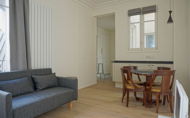 Etoile - Studio - Paris 8