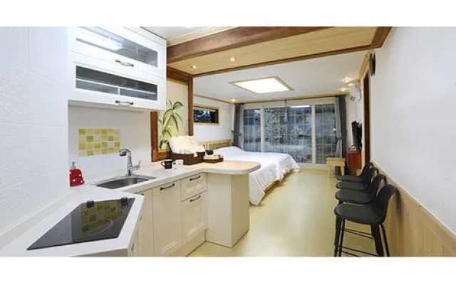 Tongyeong Evergreen Pension