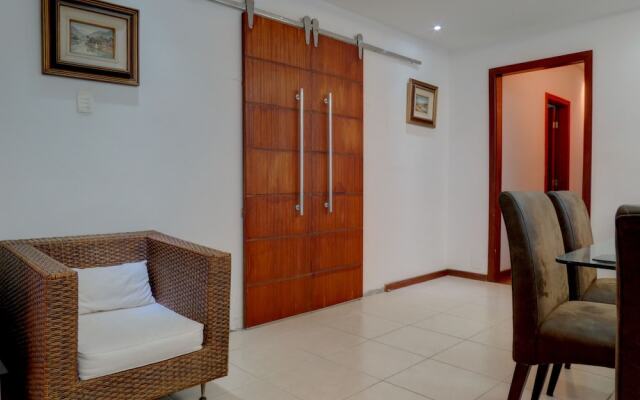 LinkHouse Wonderful Beachfront 4-BDR C11-008