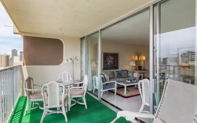 Private Vacation Rental by Aloha Waikiki Condo