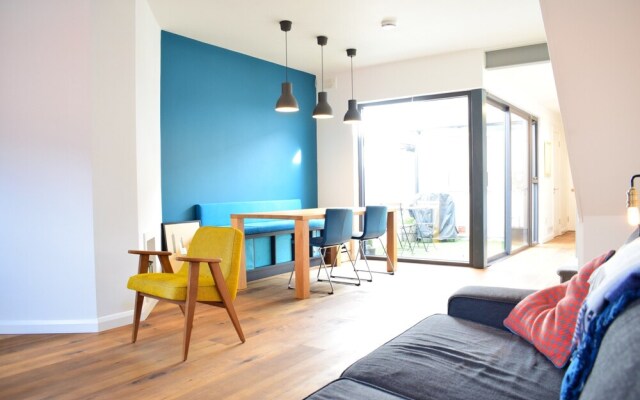 2 Bedroom House in Portobello
