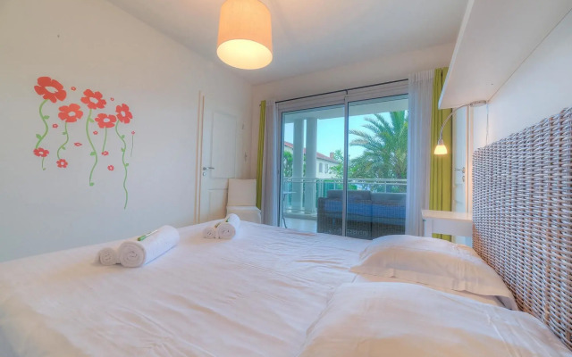 Royal Palm Apartment 1