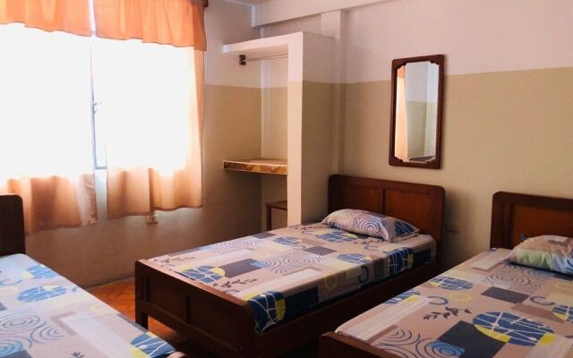 LEO DO-DO Hostal Piura