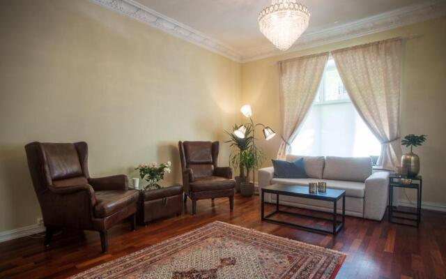 Frogner I, As Home