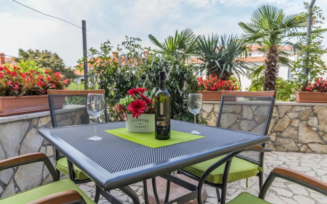Studio Apartments Romina