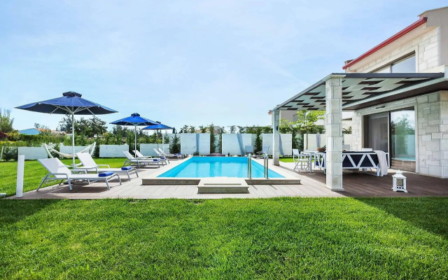 W Villas Halkidiki
