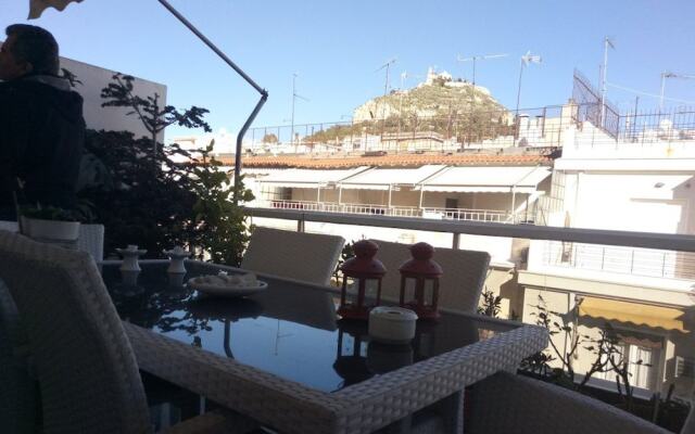 Luxury Flat with Amazing Lycabetus View