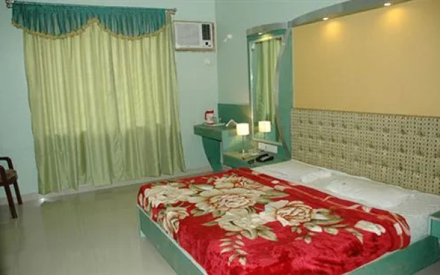 Sai Moreshwar Resort