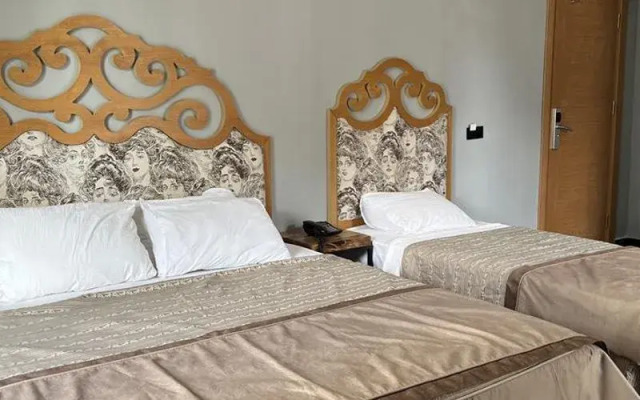 Si̇lva Deluxe Hotel