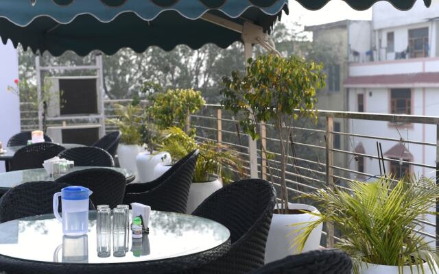 Hotel Shanti Plaza