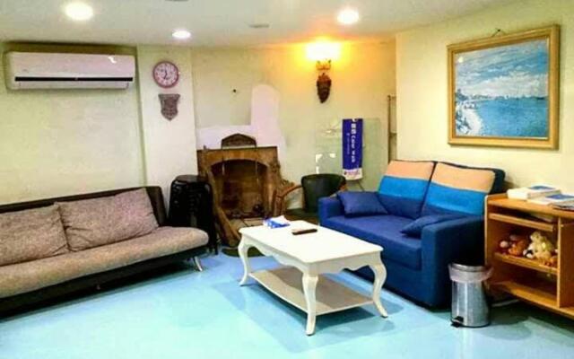 New Zhilan B&B