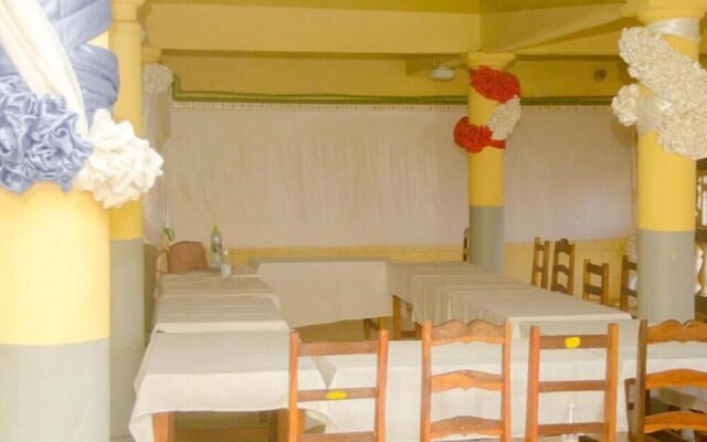 Salama Hotel