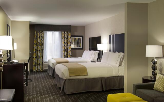 Holiday Inn Express & Suites Madison Central by IHG