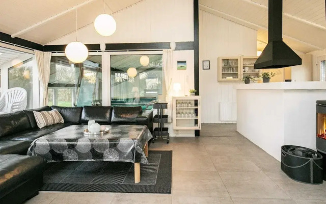 10 Person Holiday Home in Hjorring-by Traum