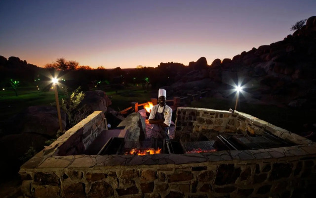 Canon Lodge