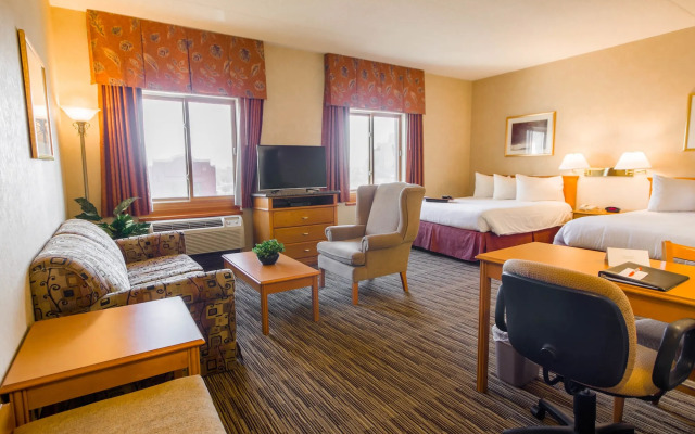 Humphry Inn & Suites