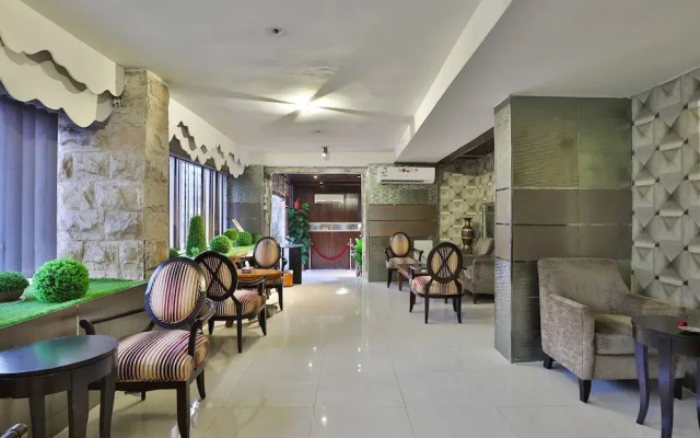 OYO 211 Mayar International Furnished Units 1