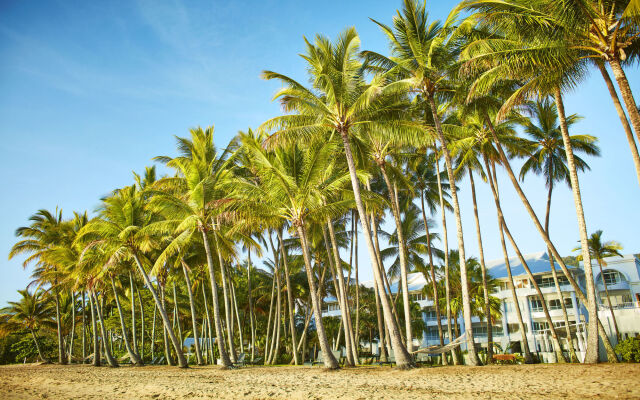 Alamanda Palm Cove by Lancemore