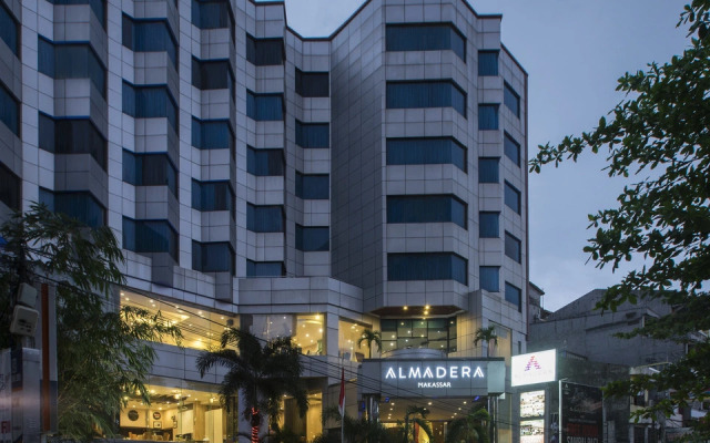 Almadera Hotel Makassar