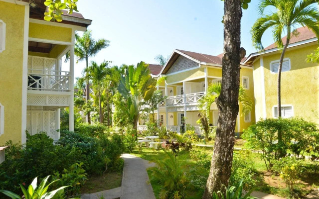 Merrils Beach Resort II