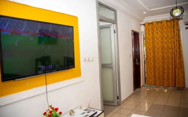 2 Bed Apt Sleeps 5 - Wifi, Parking, Balcony — фото 3