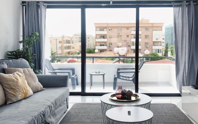 Metro Court Apartments