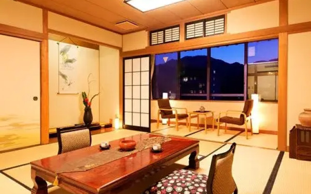 Saninyumura Onsen Kinokairori Kotobukiso