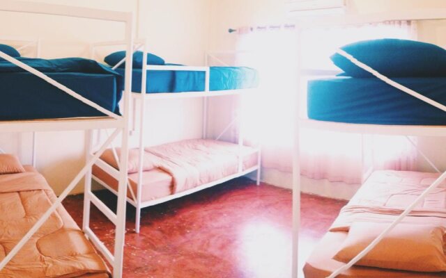 Oldie and Sleepy Hostel