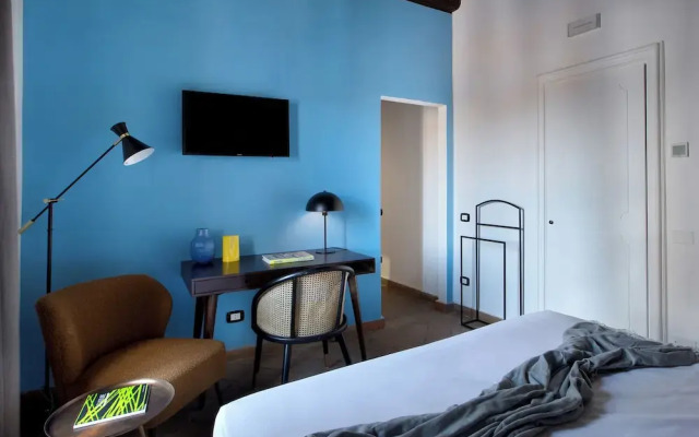 La Nova Bed and Museum