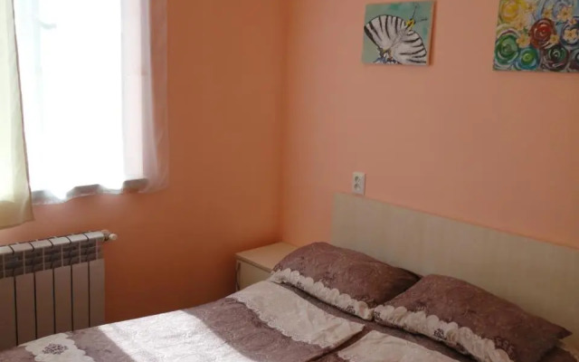 Like Home Guesthouse