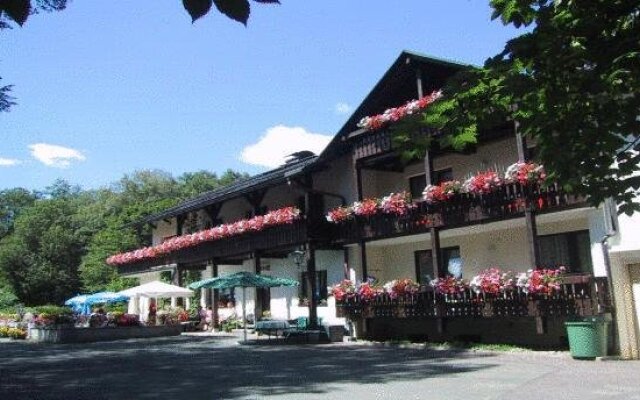 Gasthof - Pension - Zum Waffenschmied im Fichtelgebirge