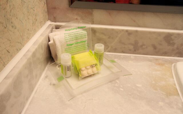 Holiday Inn Monterrey - Parque Fundidora by IHG
